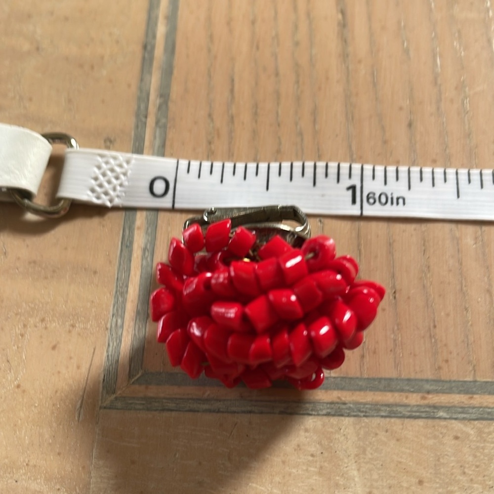 Glass beaded necklace and earrings - Picture 8 of 8